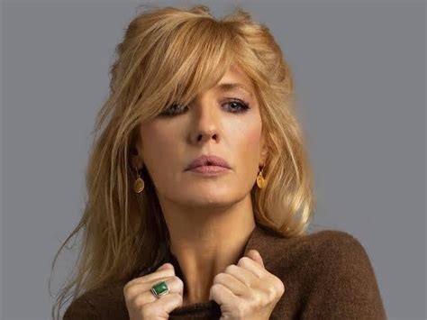 beth dutton tits|Kelly Reilly Nude Photo Collection